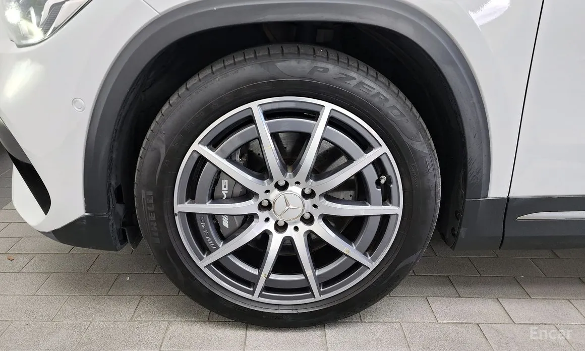 Фото 5 - Mercedes-Benz GLA-Class