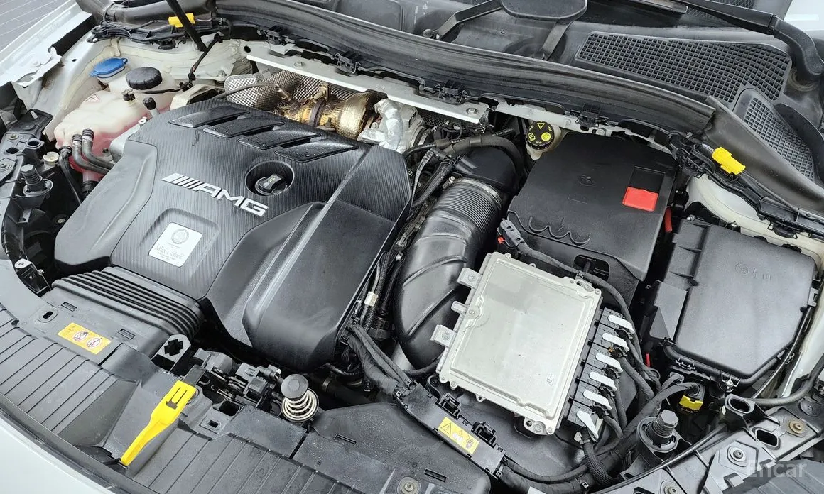 Фото 6 - Mercedes-Benz GLA-Class