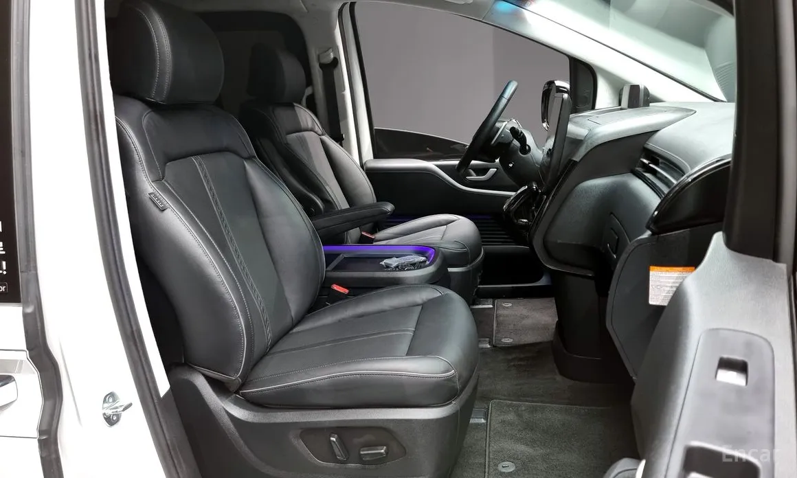 Фото 10 - Hyundai Staria