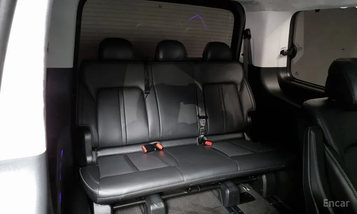 Фото 12 - Hyundai Staria