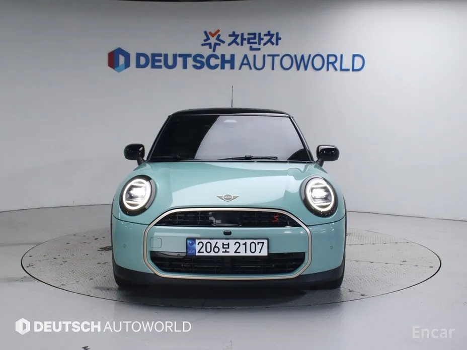 Фото 2 - Mini Cooper