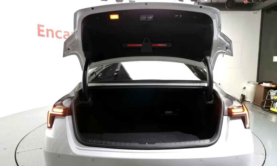 Фото 20 - Kia K8