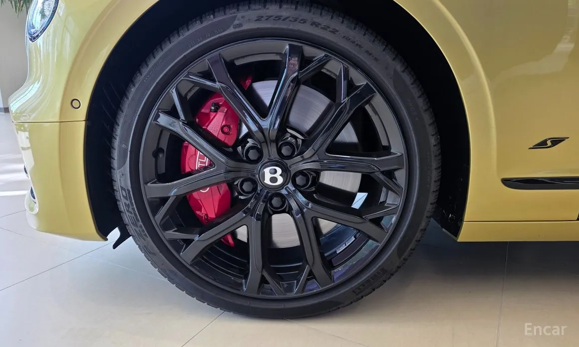 Фото 3 - Bentley Flying Spur