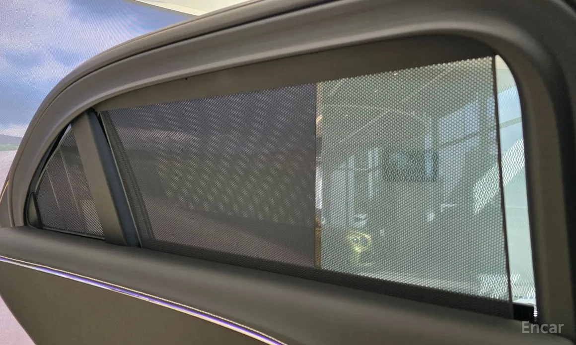 Фото 8 - Bentley Flying Spur