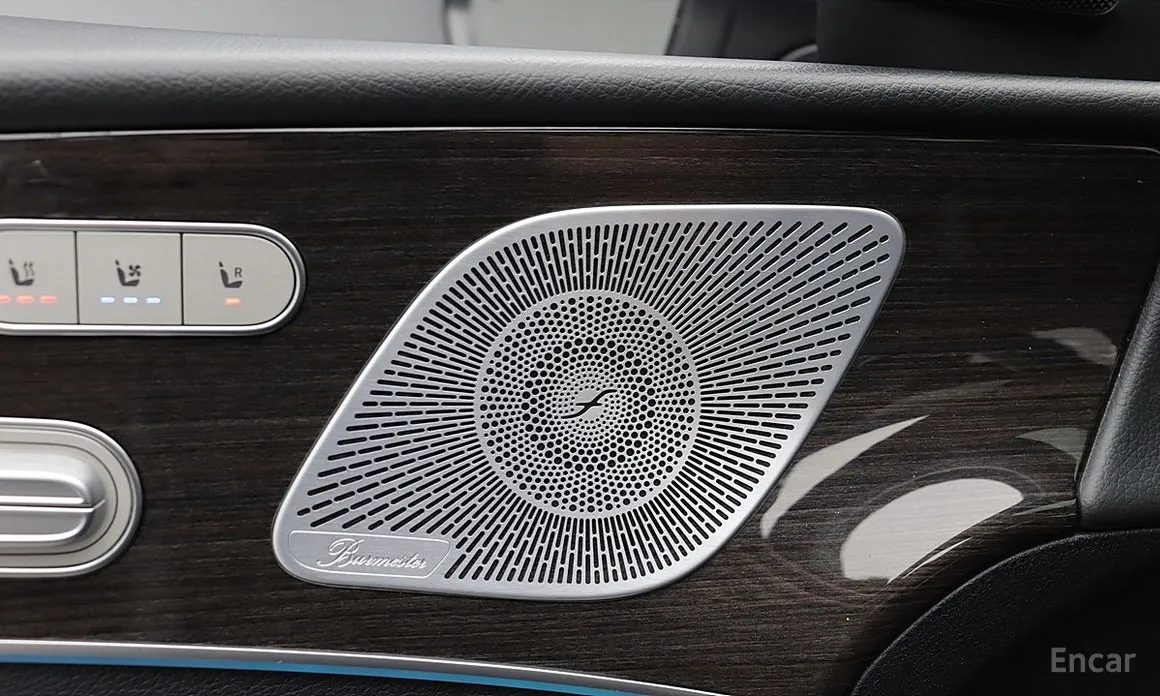 Фото 10 - Mercedes-Benz GLE-Class