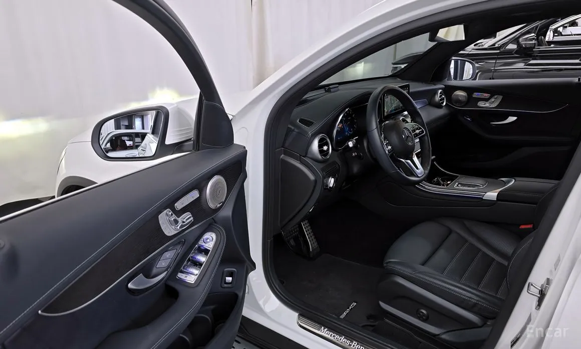 Фото 10 - Mercedes-Benz GLC-Class