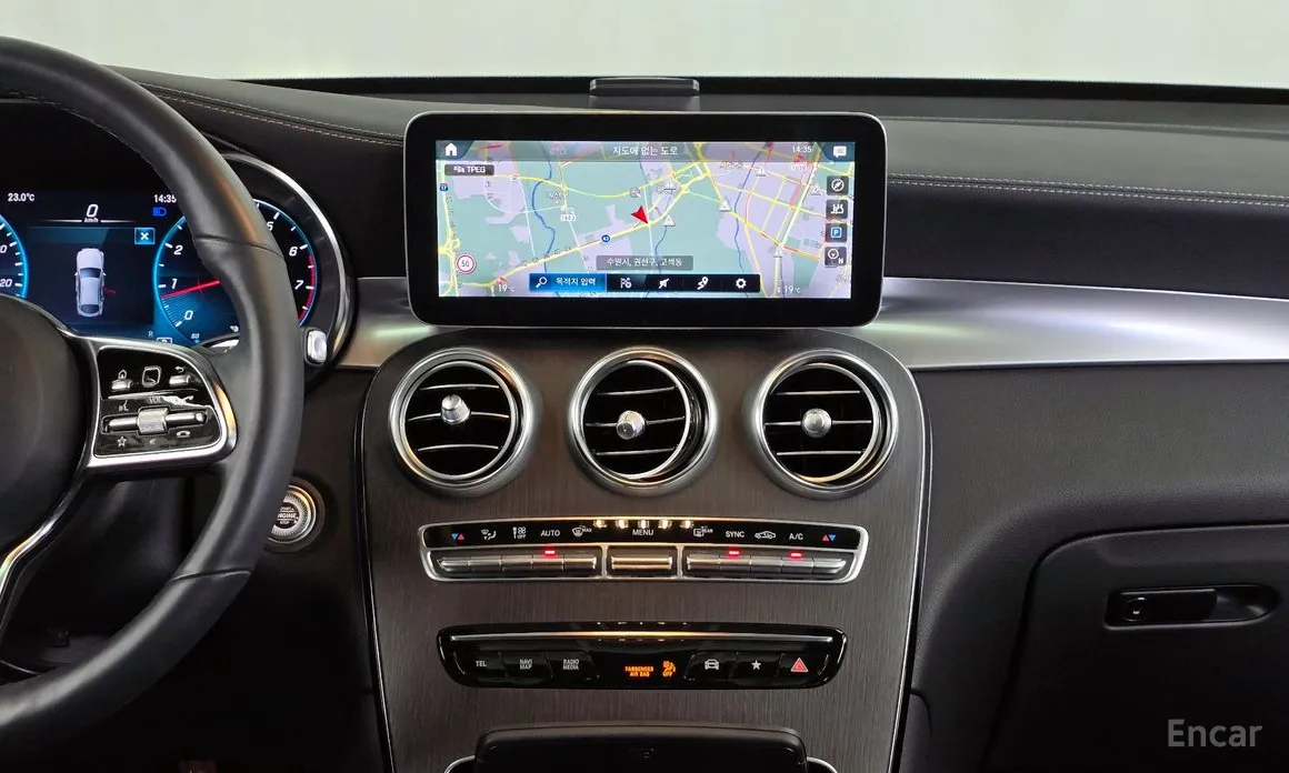 Фото 14 - Mercedes-Benz GLC-Class