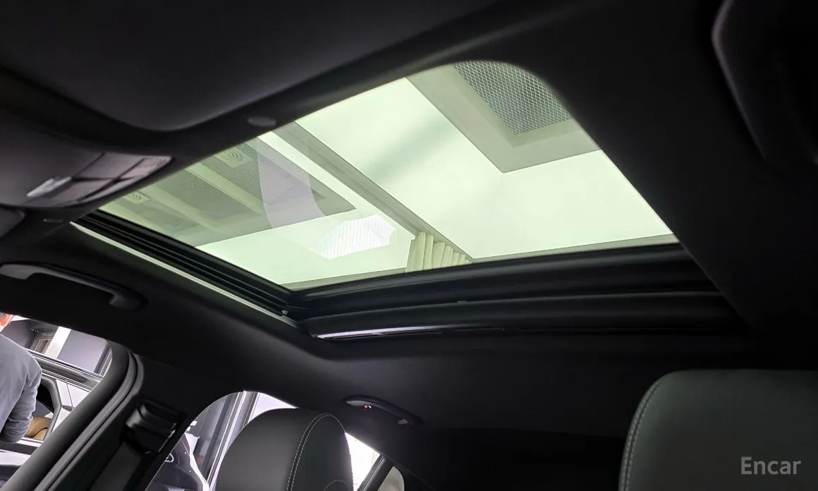 Фото 18 - Mercedes-Benz GLC-Class