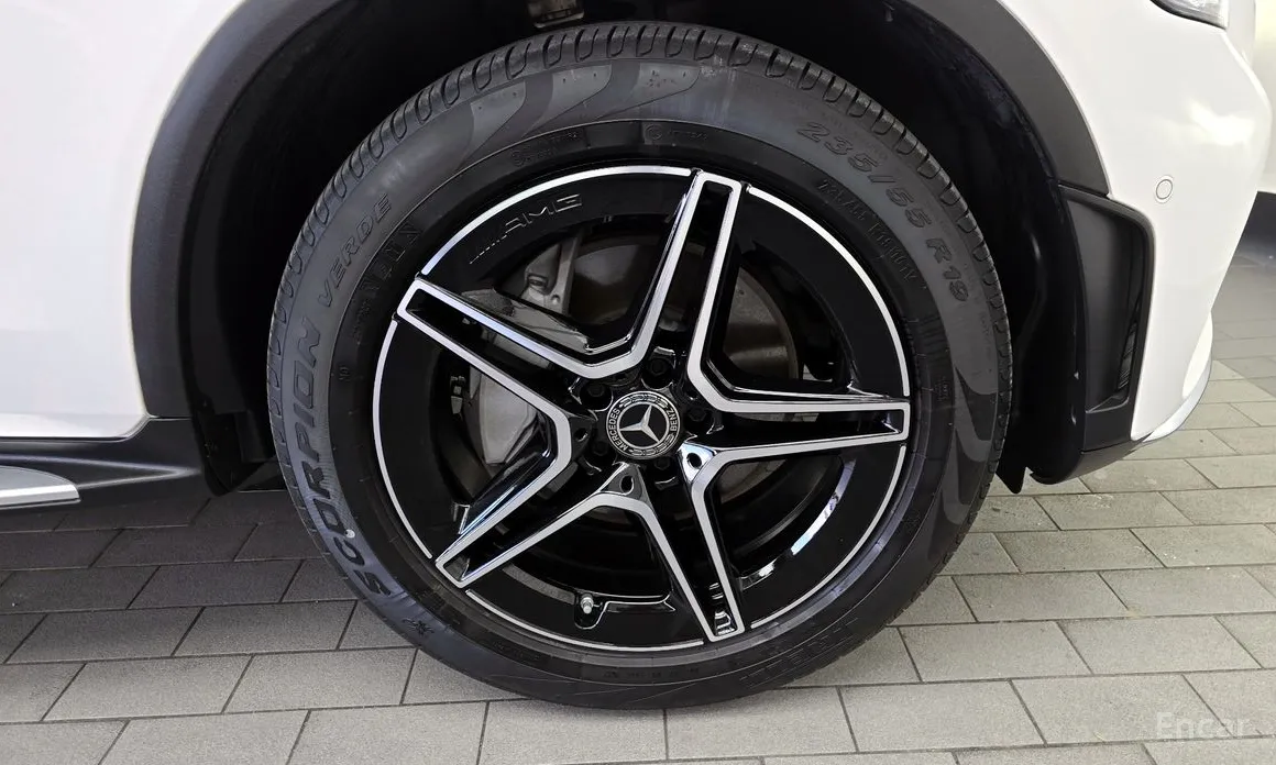 Фото 5 - Mercedes-Benz GLC-Class