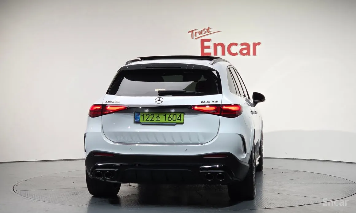 Фото 4 - Mercedes-Benz GLC-Class