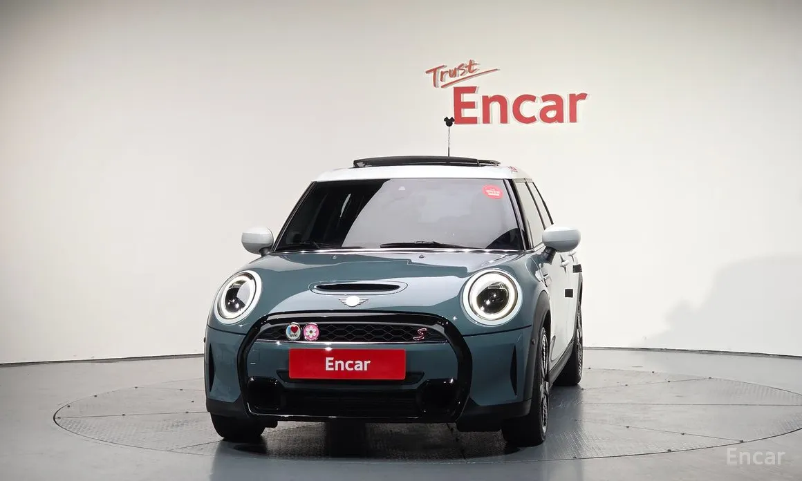 Фото 3 - Mini Cooper