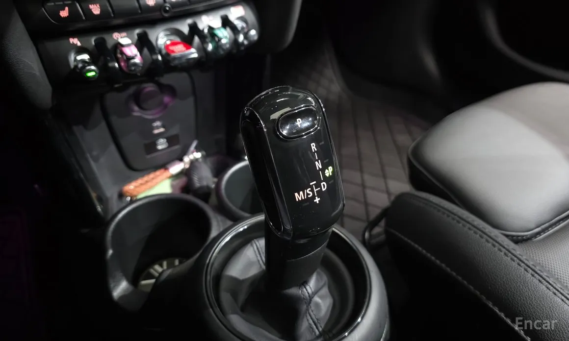 Фото 9 - Mini Cooper