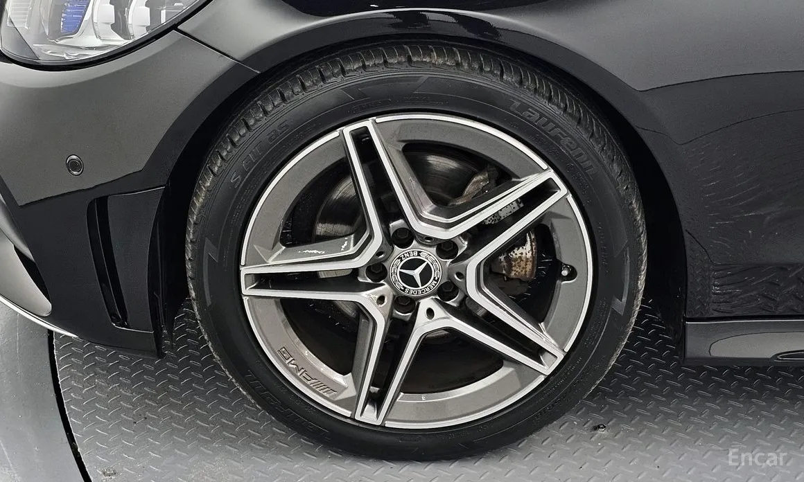 Фото 5 - Mercedes-Benz C-Class