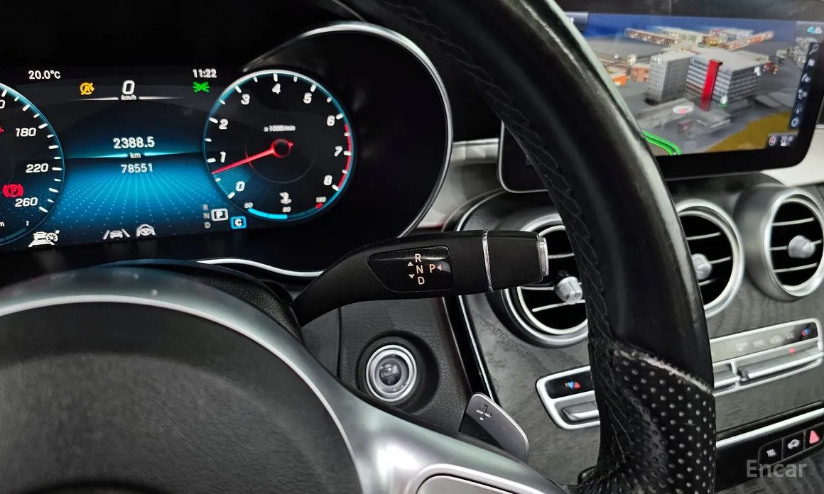 Фото 9 - Mercedes-Benz C-Class