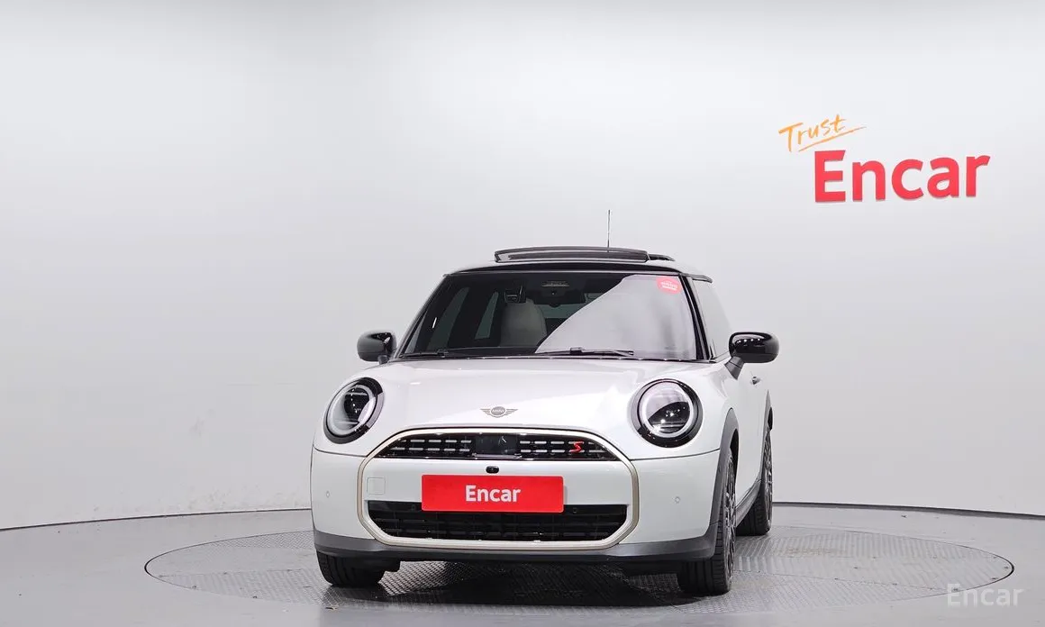 Фото 3 - Mini Cooper