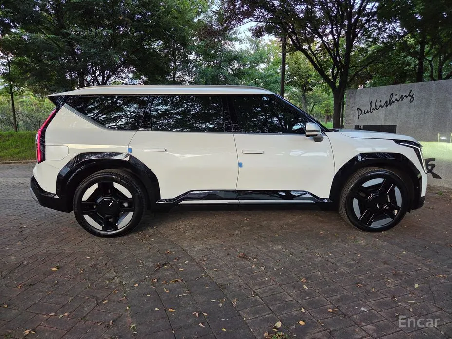 Фото 18 - Kia EV9