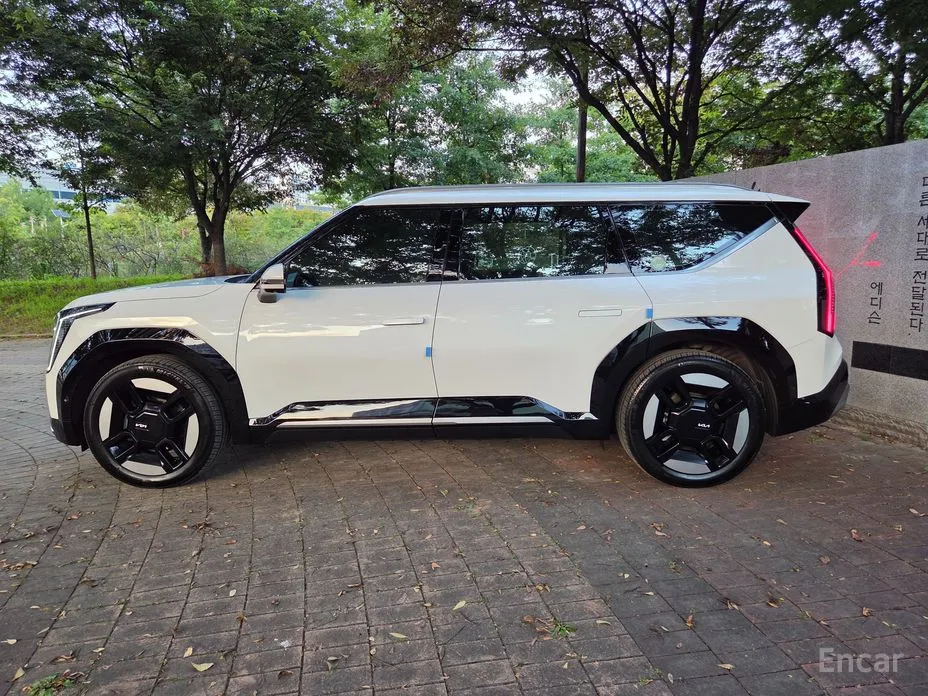 Фото 19 - Kia EV9