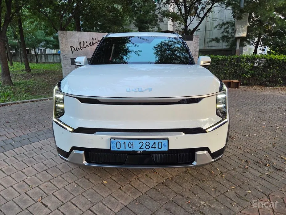 Фото 3 - Kia EV9
