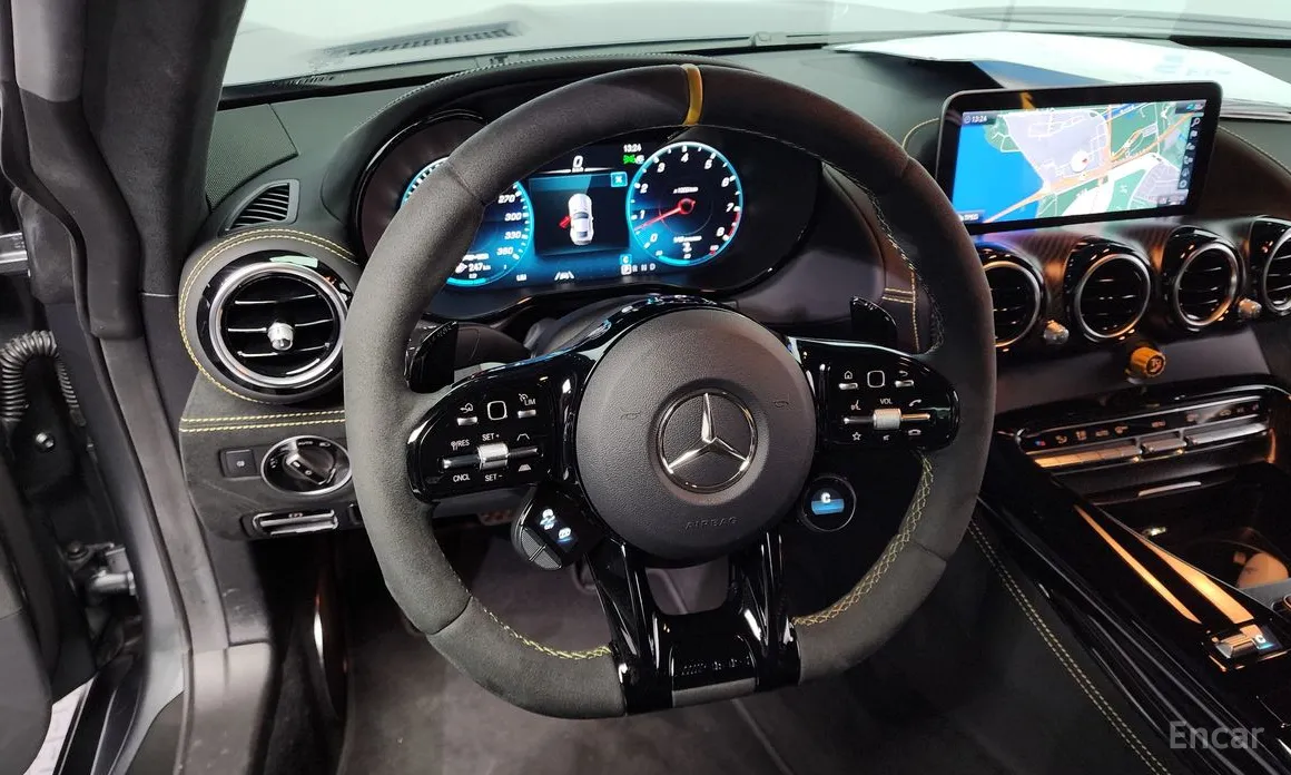 Фото 14 - Mercedes-Benz AMG GT