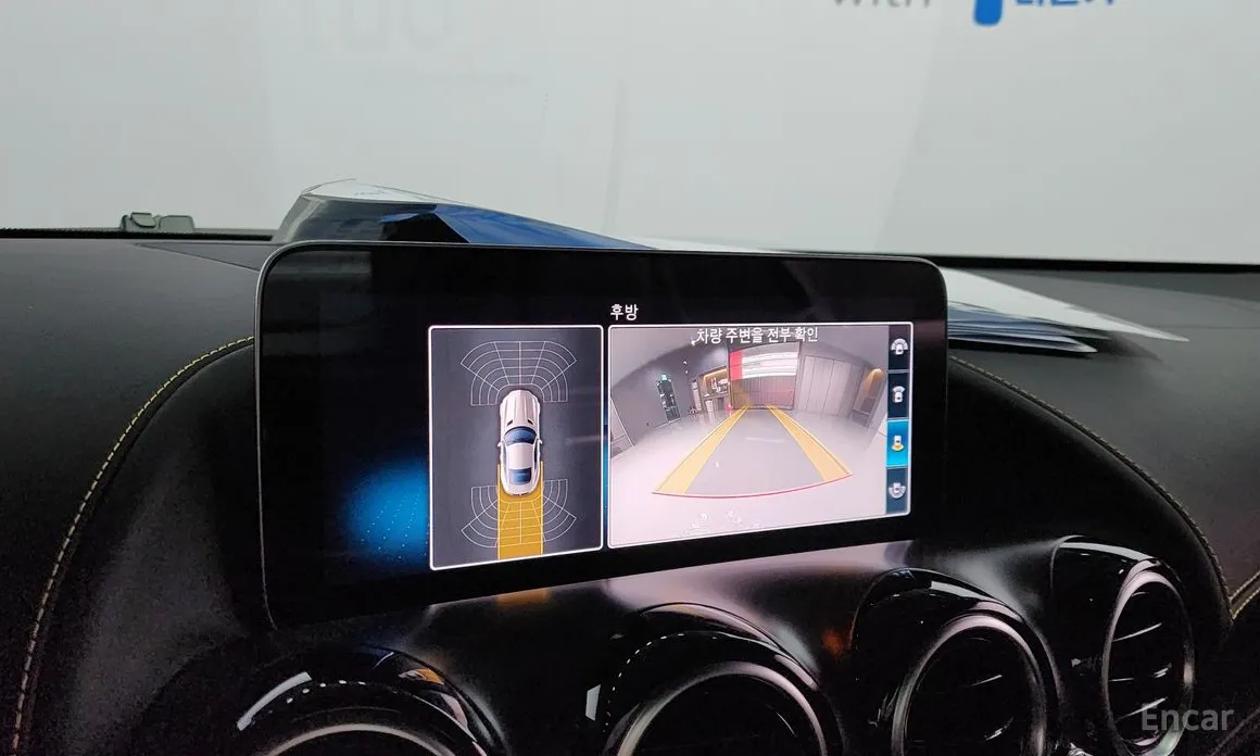 Фото 15 - Mercedes-Benz AMG GT