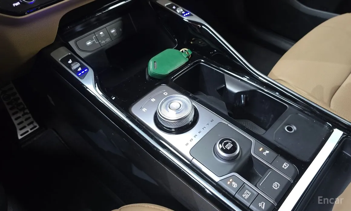 Фото 9 - Kia Sorento