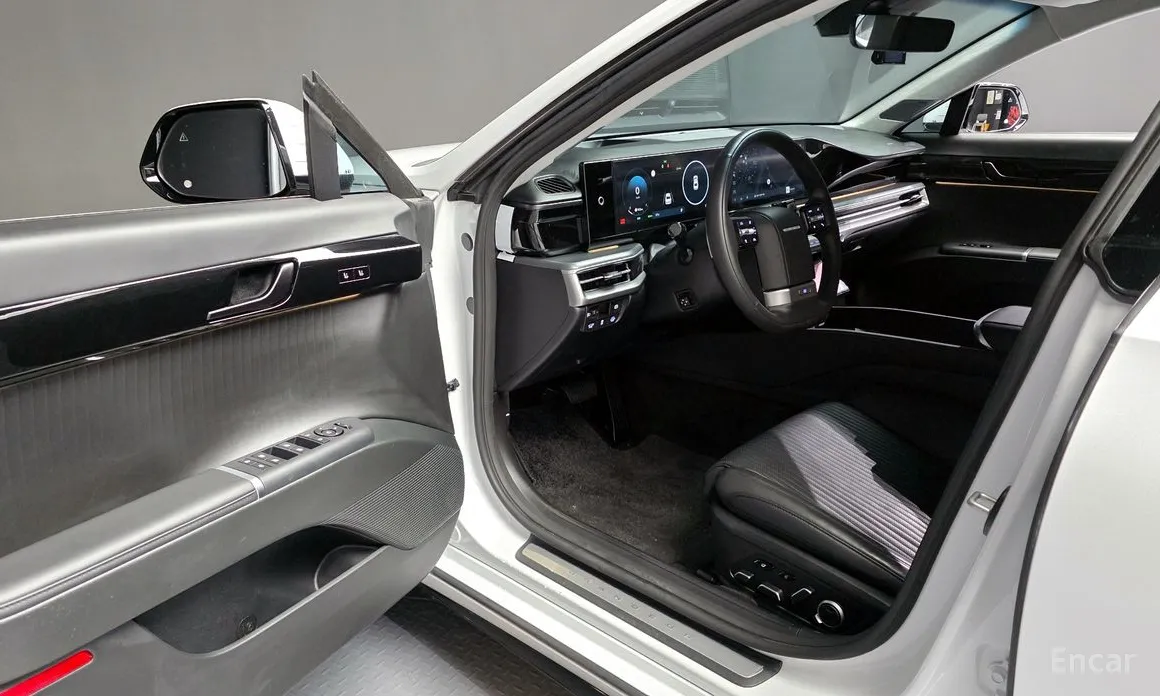 Фото 10 - Hyundai Grandeur