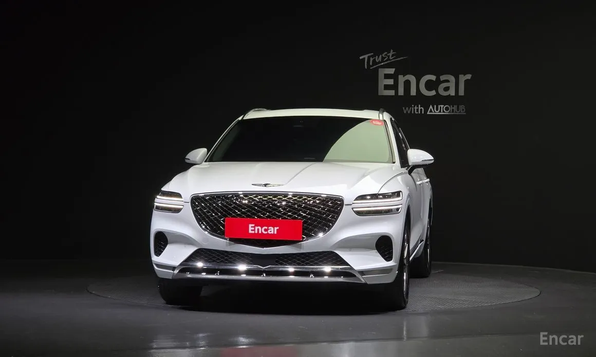 Photo 3 - Genesis GV70