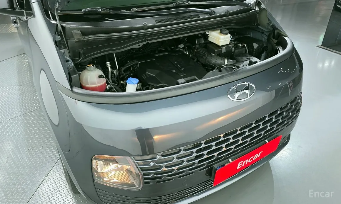 Фото 6 - Hyundai Staria