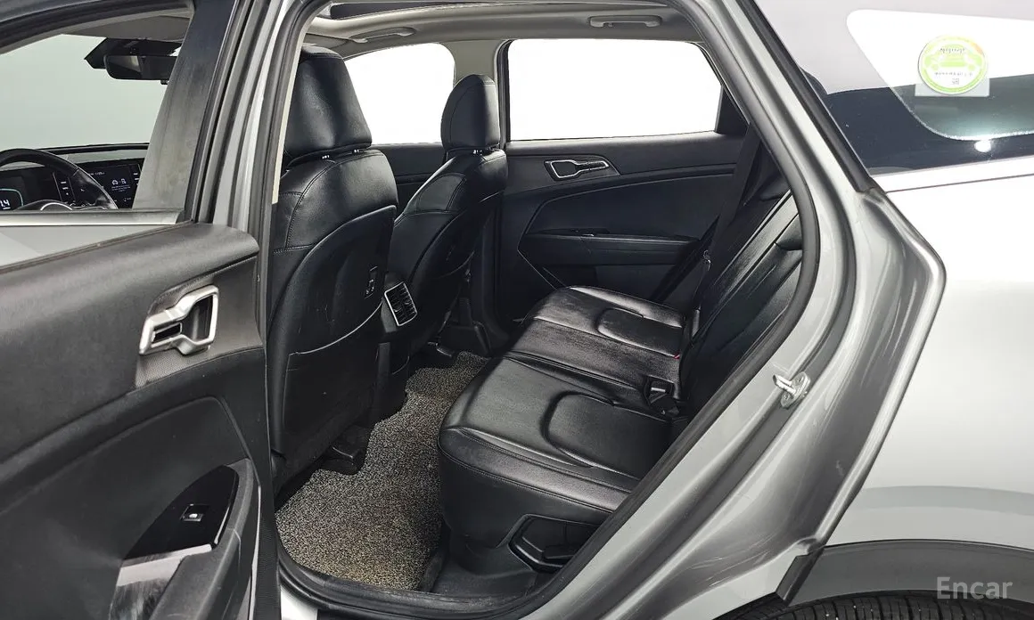 Фото 12 - Kia Sportage