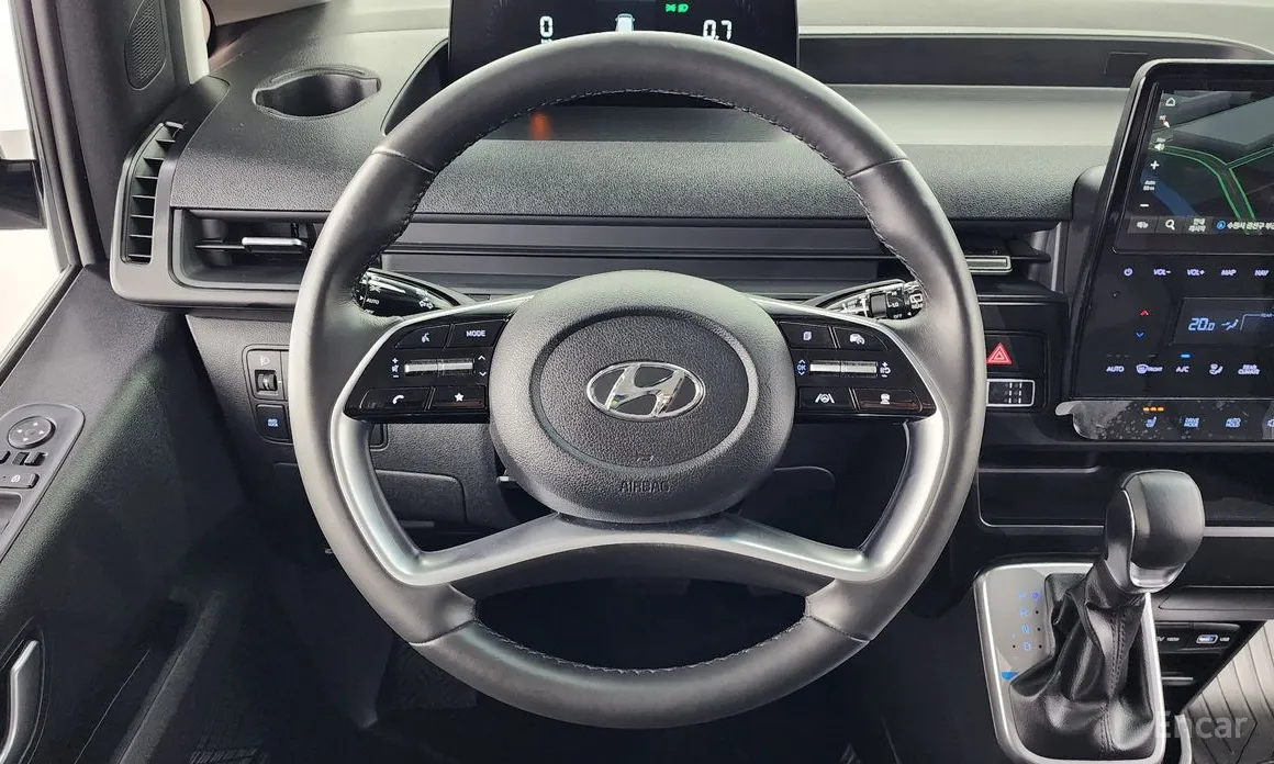 Фото 13 - Hyundai Staria