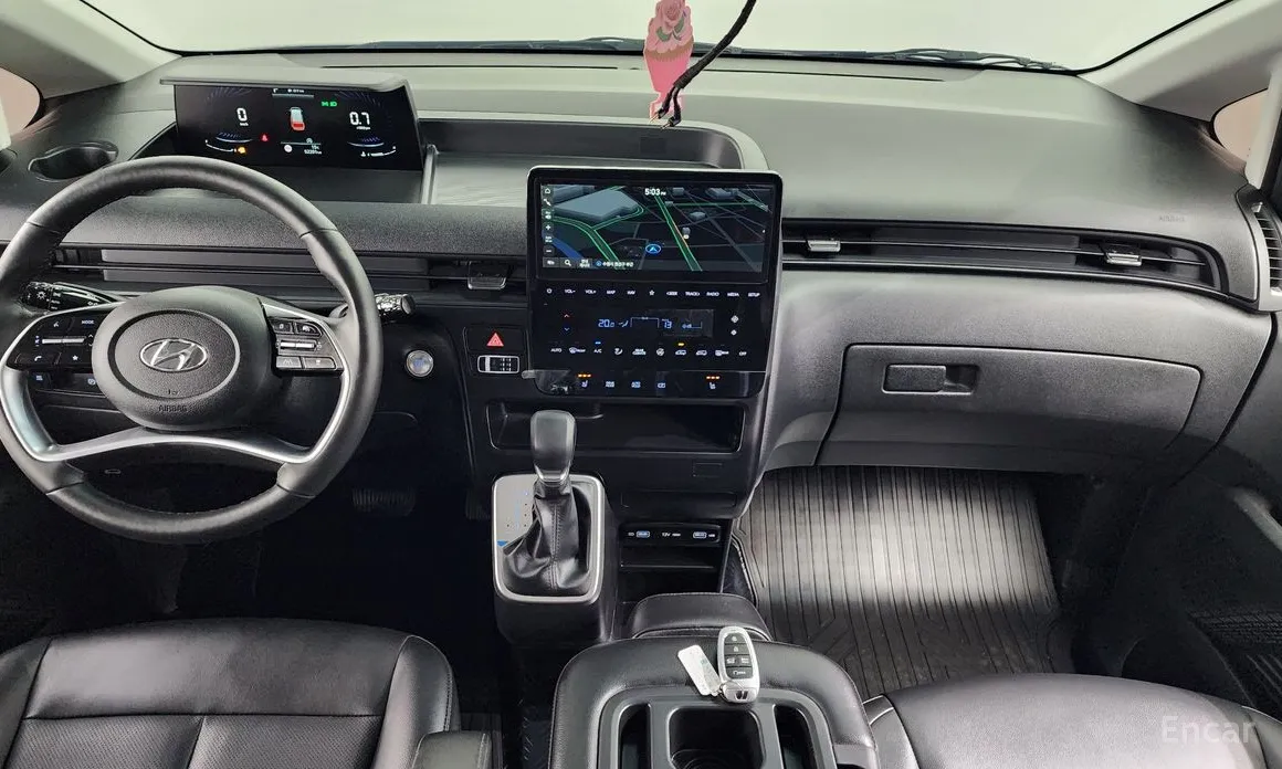 Фото 7 - Hyundai Staria