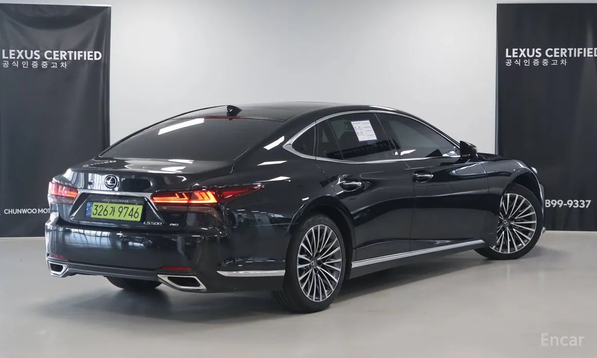 Фото 2 - Lexus LS