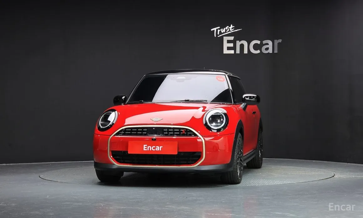 Фото 3 - Mini Cooper