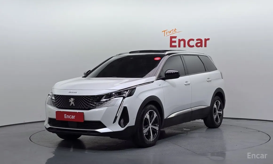 Фото 1 - Peugeot 5008