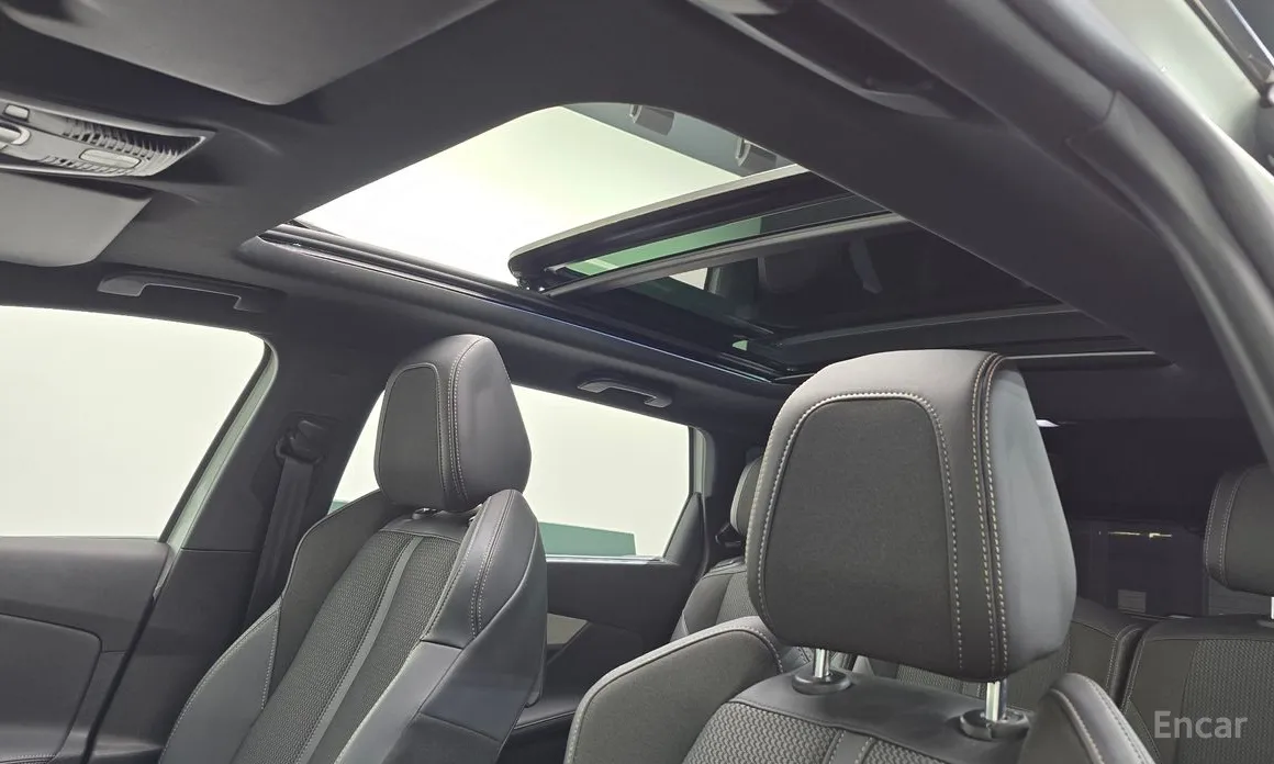 Фото 19 - Peugeot 5008