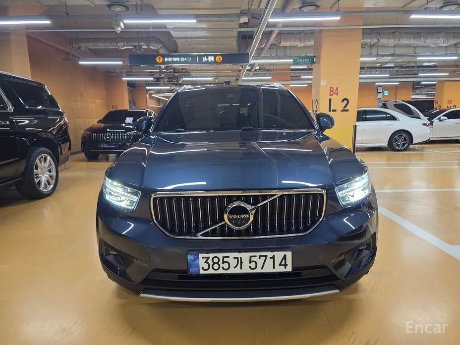 Фото 20 - Volvo XC40