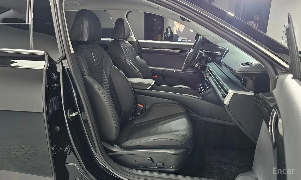 Фото 10 - Hyundai Grandeur