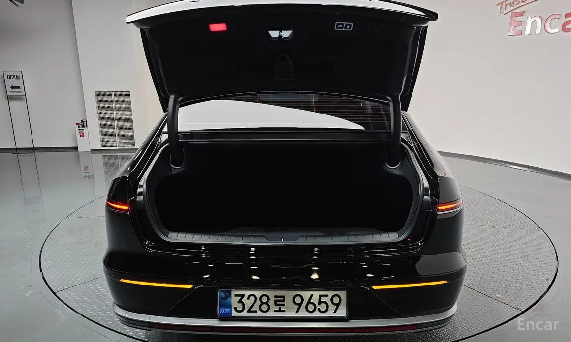 Фото 20 - Hyundai Grandeur