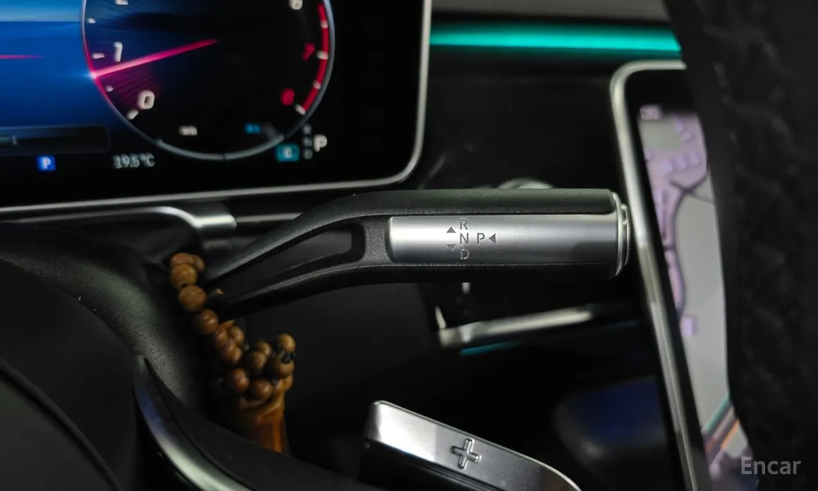 Фото 9 - Mercedes-Benz S-Class