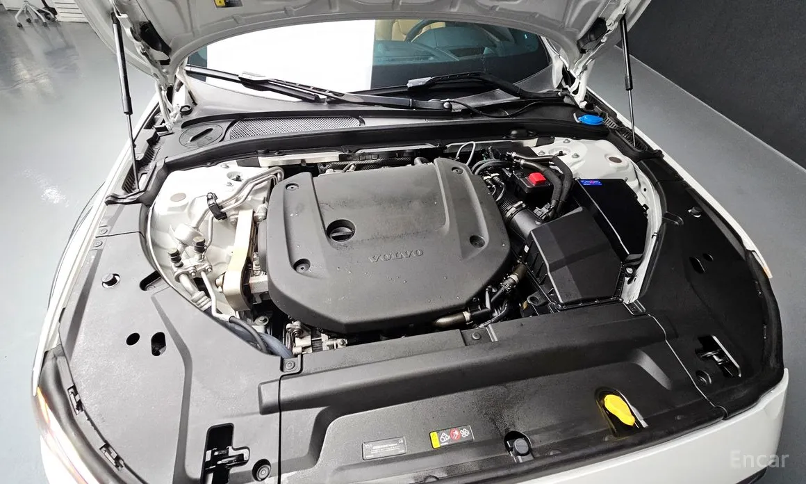 Фото 6 - Volvo V90