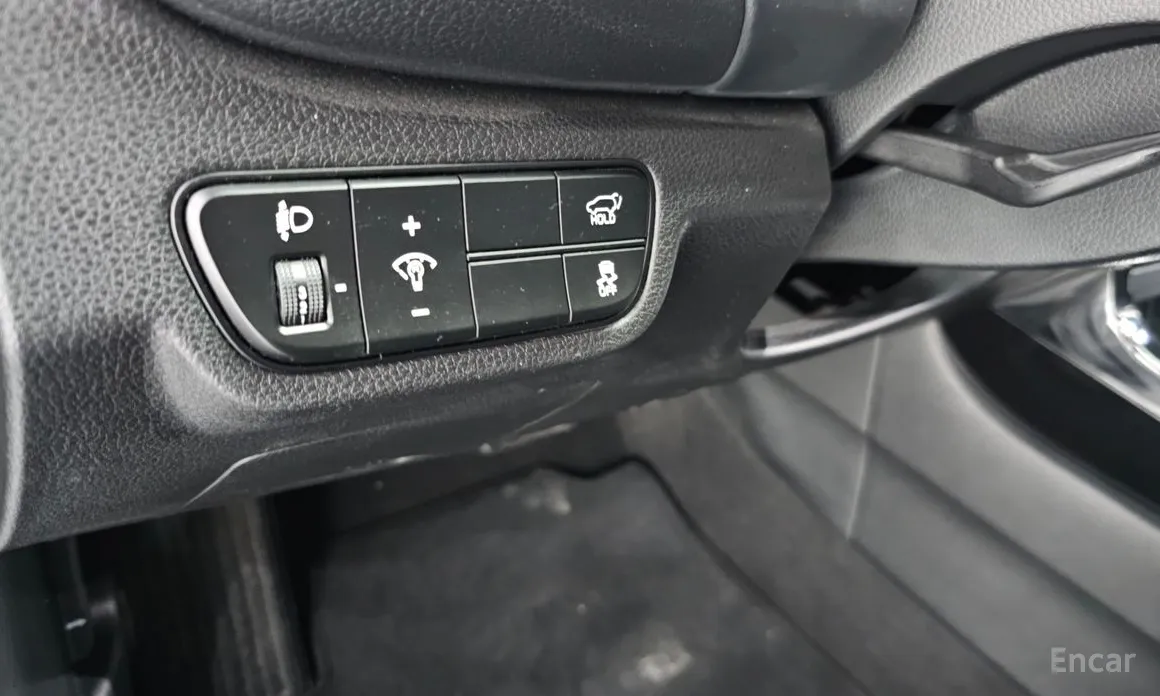 Фото 19 - Kia Seltos