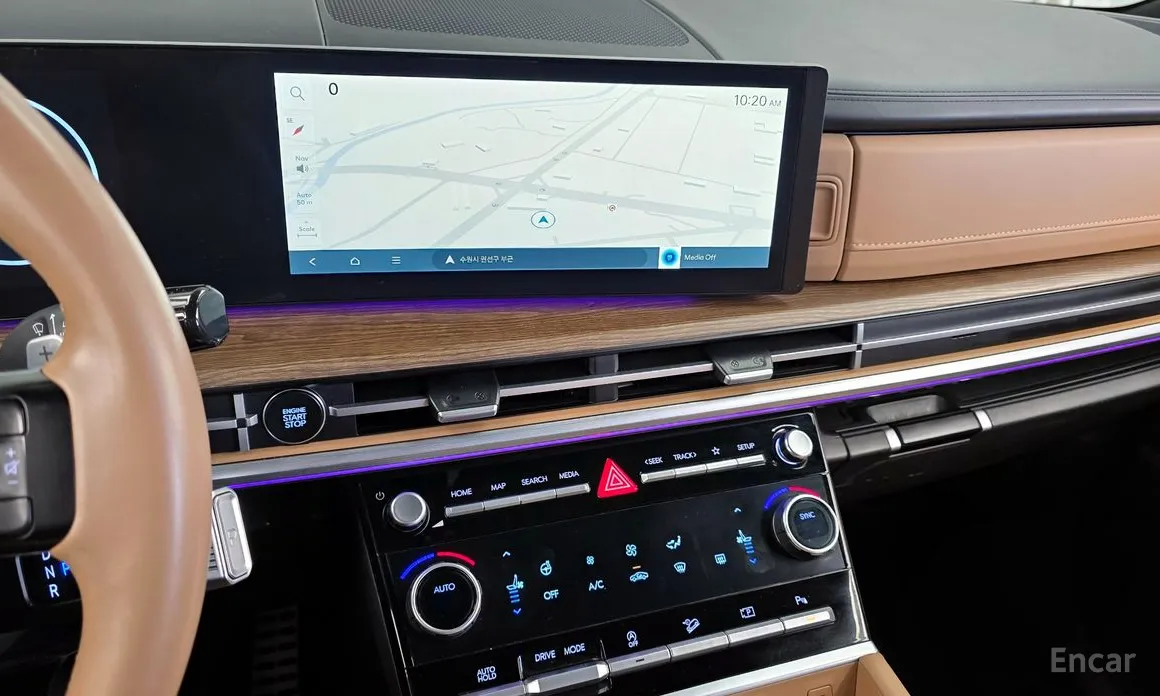 Фото 14 - Hyundai Santa Fe