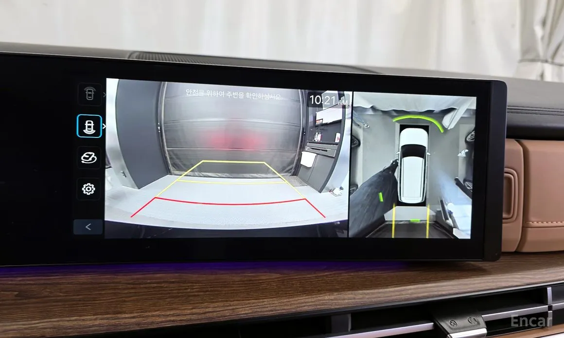 Фото 15 - Hyundai Santa Fe