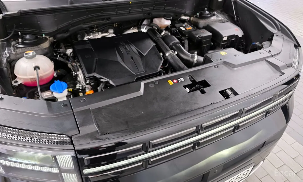 Фото 6 - Hyundai Santa Fe