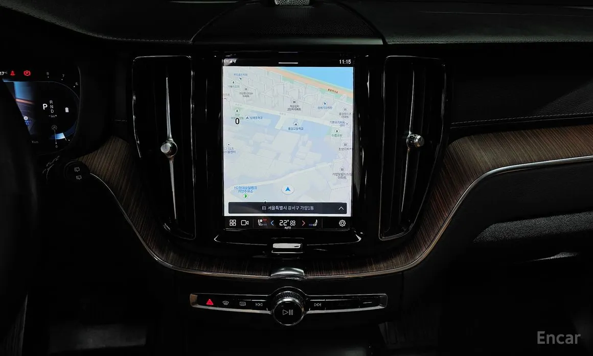 Фото 14 - Volvo XC60