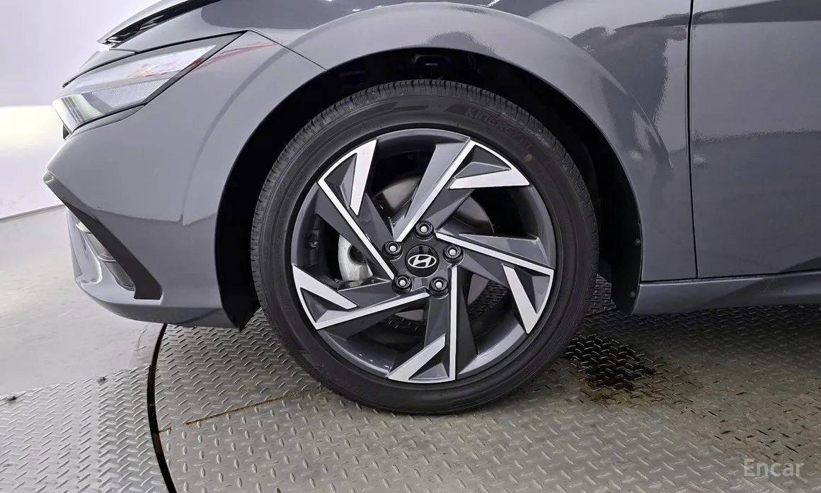 Фото 5 - Hyundai Avante