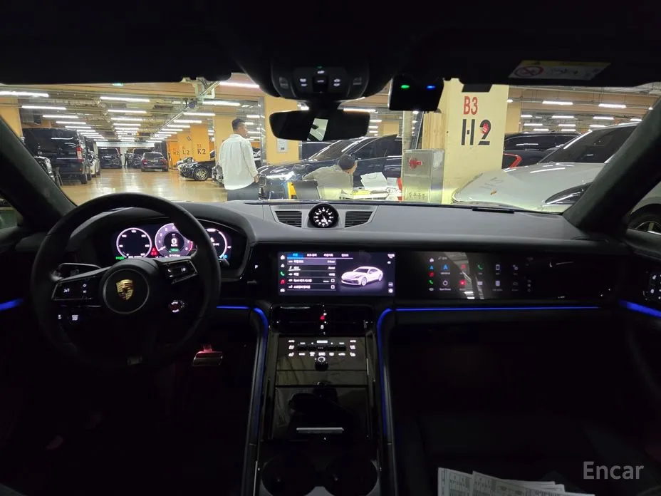 Фото 13 - Porsche Panamera