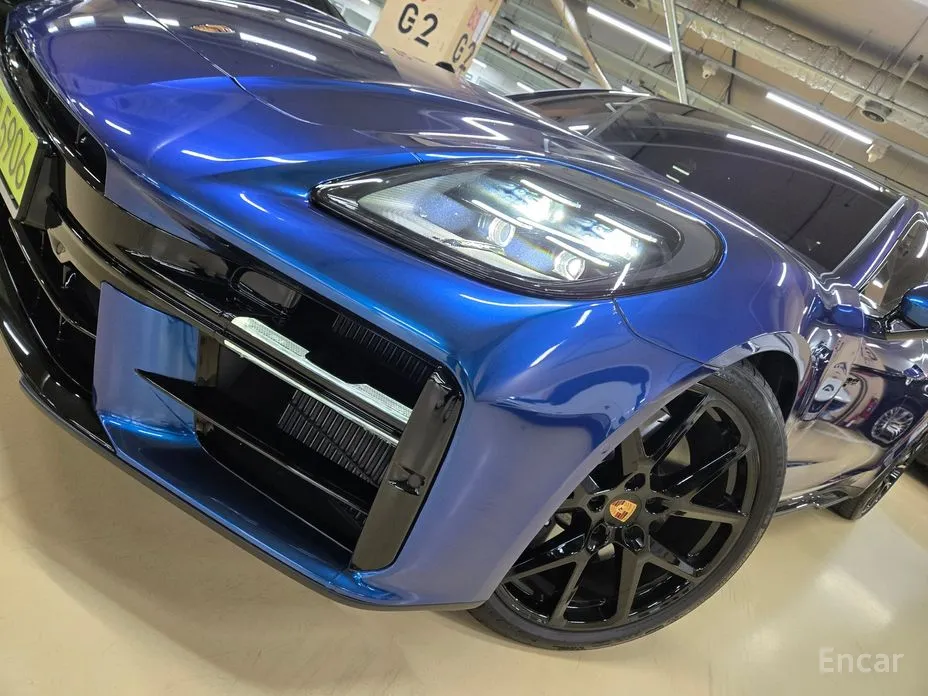 Фото 5 - Porsche Panamera