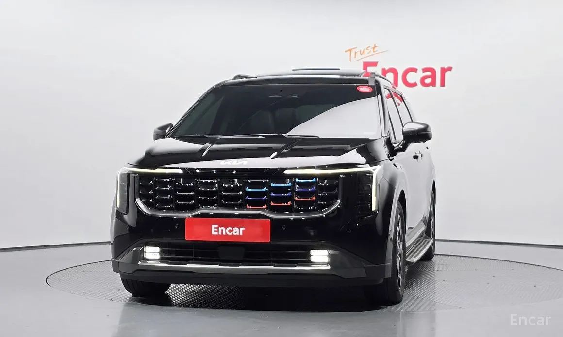 Фото 3 - Kia Carnival