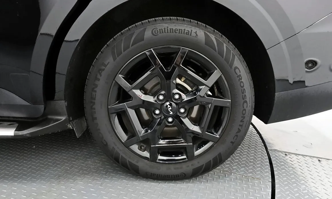 Фото 5 - Kia Carnival